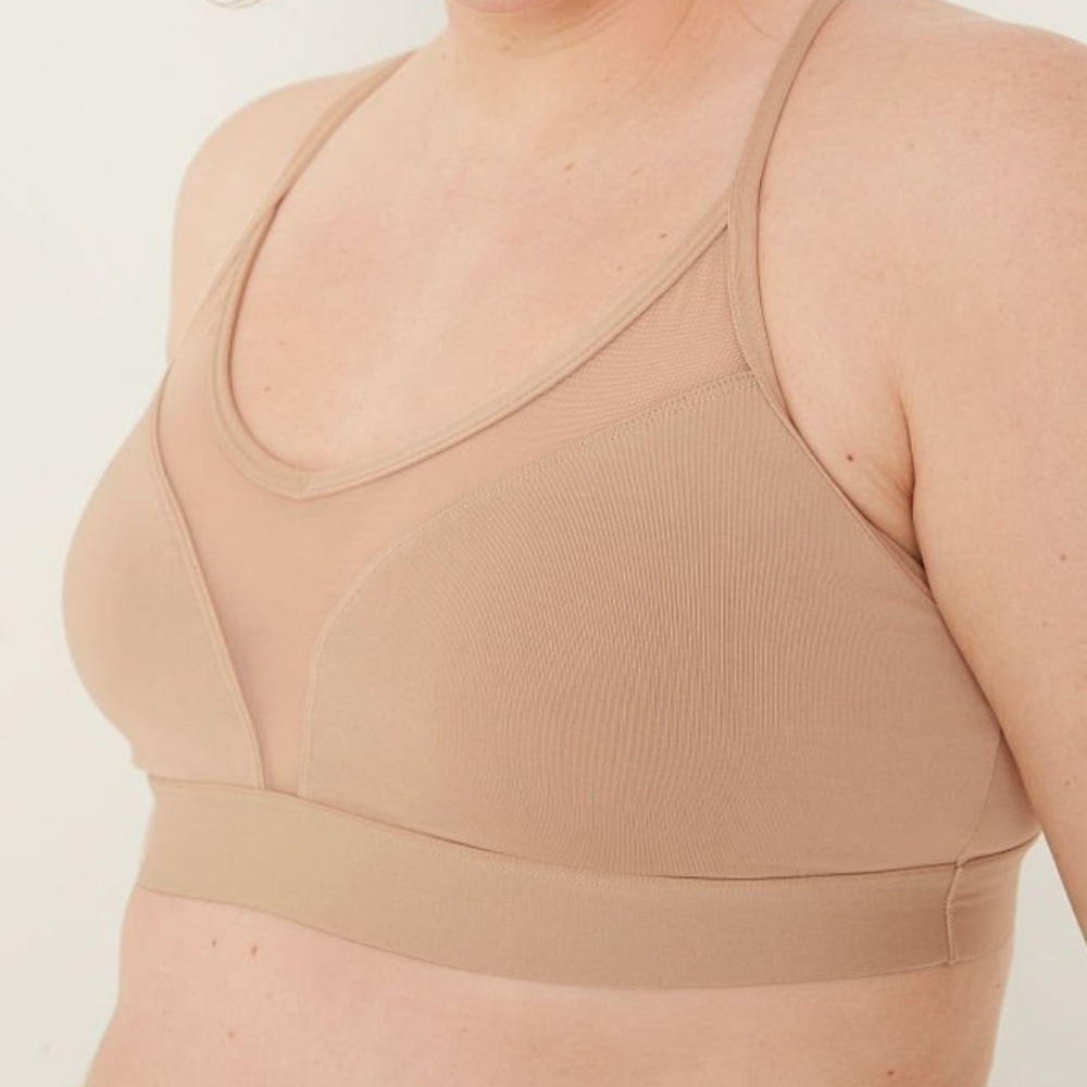 3-VS PINK ULTIMATE LIGHTLY LINED SPORTS BRA